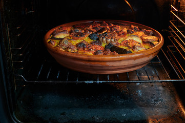 traditional mediterranean rice in the oven