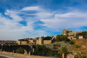 Fototapeta premium madrid europa toledo roma milan italia viajes turismo colores rio tajo lisboa portugal españa atardecer urbano castillo medieval renacimiento arte antiguo reina quijote iglesia paisaje cielo azul 