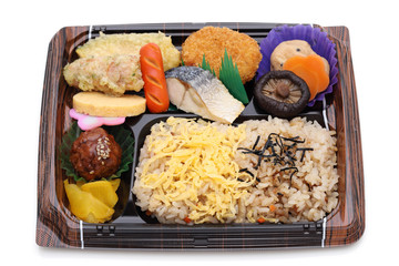弁当　テイクアウト