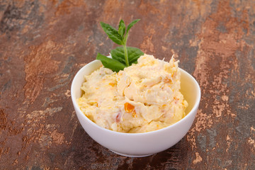 Curd with dry apricot