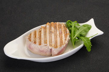 Grilled tuna steak
