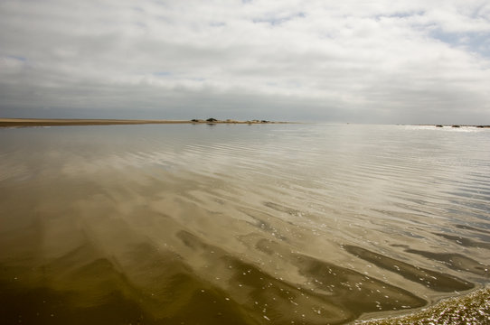horizon over smoth water