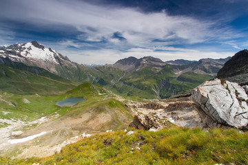 lac mya dans le beaufortain
