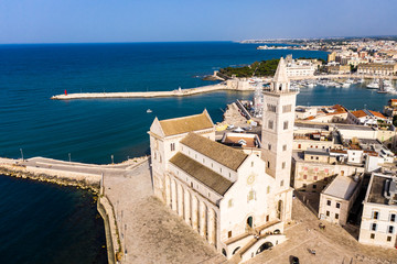 Fototapeta na wymiar Aerial view, Cathedral of San Nicola Pellegrino, Sea Cathedral of Trani, Puglia, Southern Italy, Italy,