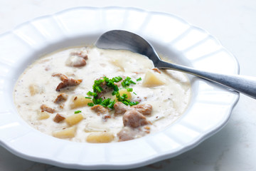 creamy potato soup with mushrooms