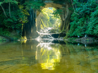 Heart shaped reflection of Nomizo Falls