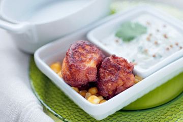 Petits beignets de Maïs au tzatziki