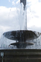 trafalgar square in lock down covid-19