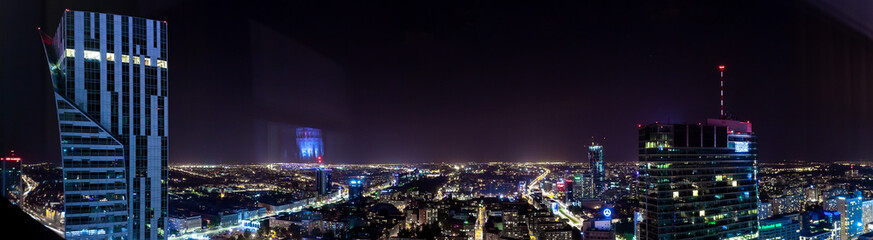 Fototapeta rozświetlona Warszawa nocą.centrum miasta  obraz