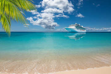 Exotic luxurious cruise vacation travel. © Nancy Pauwels