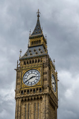 Fototapeta na wymiar The Big Ben tower in London