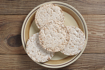 Round wheat cakes