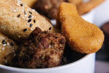 Food Style photoshoot to foods such as sandwiches, hamburgers, fries, among others 
