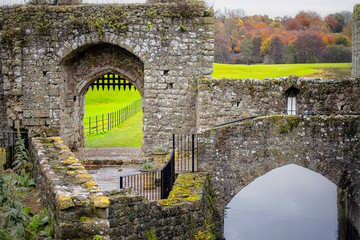 Gate of Leeds castle in Kent, England