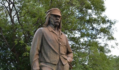 Fototapeta na wymiar statue of David Livingston