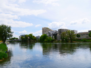 Ulm, Deutschland: Blick über die Donau nach Neu-Ulm