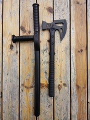 Tonfa i Tomahawk