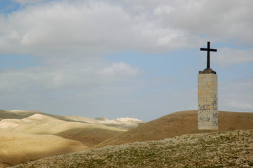 A cross on the road to the Greek Orthodox St. George Monastery in Wadi Qelt 