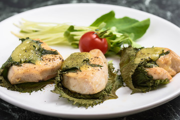 鶏肉のチーズ大葉焼き