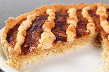 Shoofly Tart with Golden Syrup Filling on Granite Surface