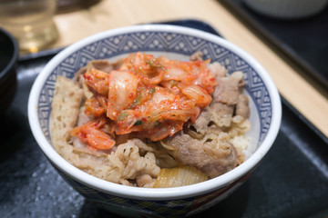 キムチ牛丼
