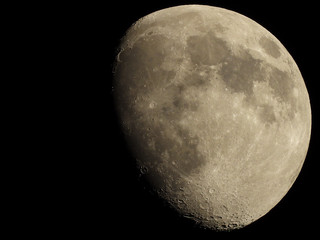 Moon close look  Księżyc © Multimen