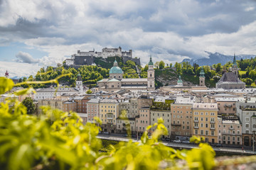 Naklejka premium Vacation in Salzburg: Salzburg old city with fortress and cathedral in spring, Austria