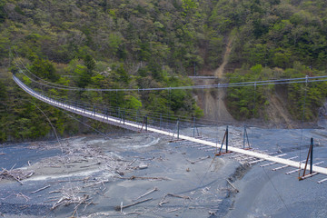 畑薙大吊橋