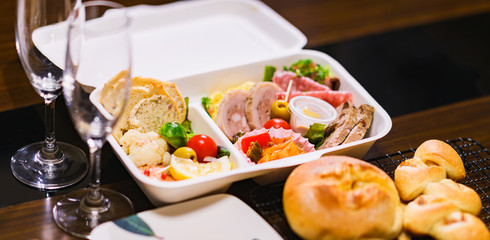 オードブル　テイクアウト　料理　弁当　デリバリー　イタリアン　イタ飯　グルメ　ディナー　お取寄せ