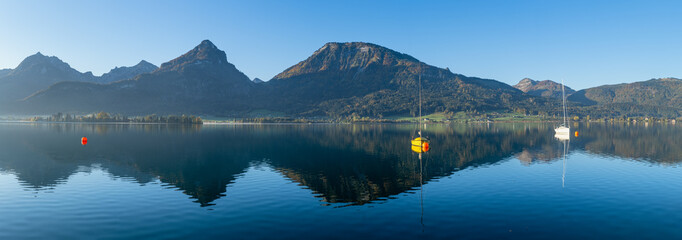 Autumn Wolfgangsee lake panorama, St. Wolfgang im Salzkammergut, Upper Austria.