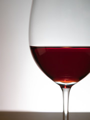 ワイングラス　イメージ