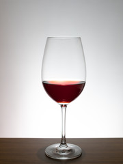 ワイングラス　イメージ