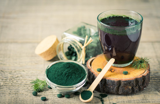 Healthy spirulina drink in the glass 