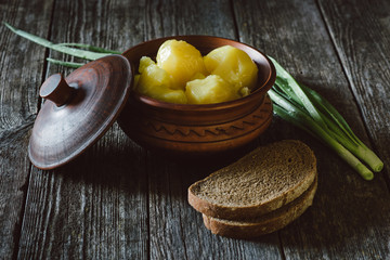 fresh organic vegetables in a bowl