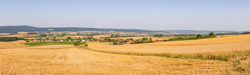 Fototapeta na wymiar Landschaft um den Deister, Niedersachsen, Deutschland