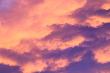 Wolken am Abend