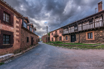 Fototapeta na wymiar Madriguera, red village of the Riaza region province of Segovia (Spain)