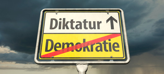 Demokratie endet Diktatur beginnt