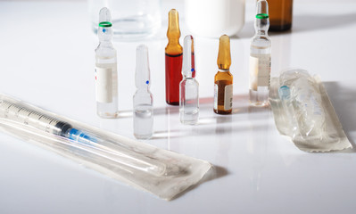 Syringes and ampoules for injection - 345697357