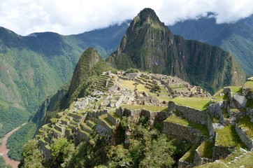 Machu Picchu - zaginione miasto w peruwiańskich Andach. - obrazy, fototapety, plakaty