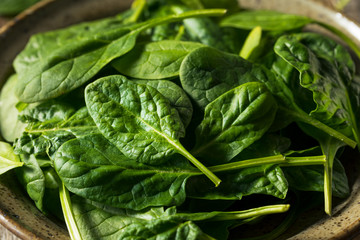 Raw Organic Fresh Baby Spinach