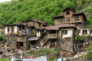 Fototapeta na wymiar House of The Pirin Dragon in village of Pirin, Bulgaria