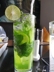 mojito cocktail with lime
