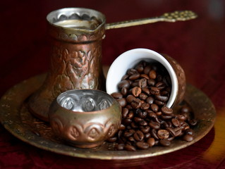 coffee grinder and coffee beans