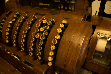 maquina de dinero antigua 