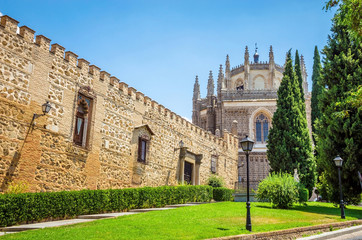 Fototapeta premium Cozy medieval street in the city Toledo, Spain
