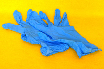 Blue nitrile disposable exam gloves