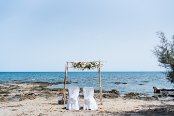 Decoration for intimate wedding in Majorca by the Mediterranean Sea
