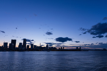 夕暮れのみなとみらい