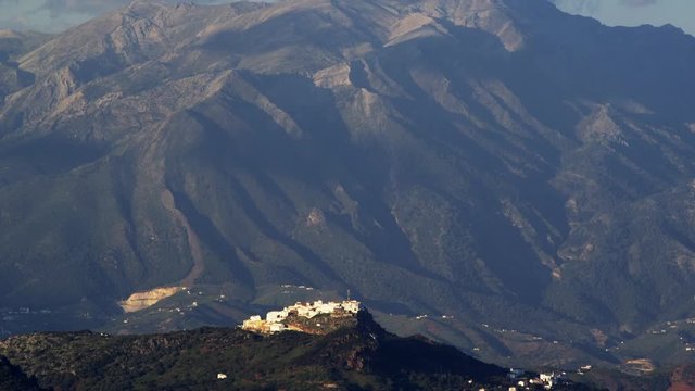 WS TU&nbsp;Comares&nbsp;village and La&nbsp;Maroma&nbsp;mountain of Sierra&nbsp;Tejeda&nbsp;range